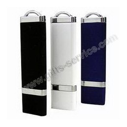 Stříbrné USB flash disky