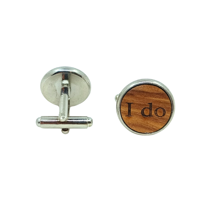 „I Do“-Manschettenknöpfe aus Holz – Accessoires für den Hochzeitsbräutigam